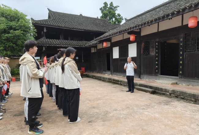 邵阳职业技术学院 邵阳职业技术学院